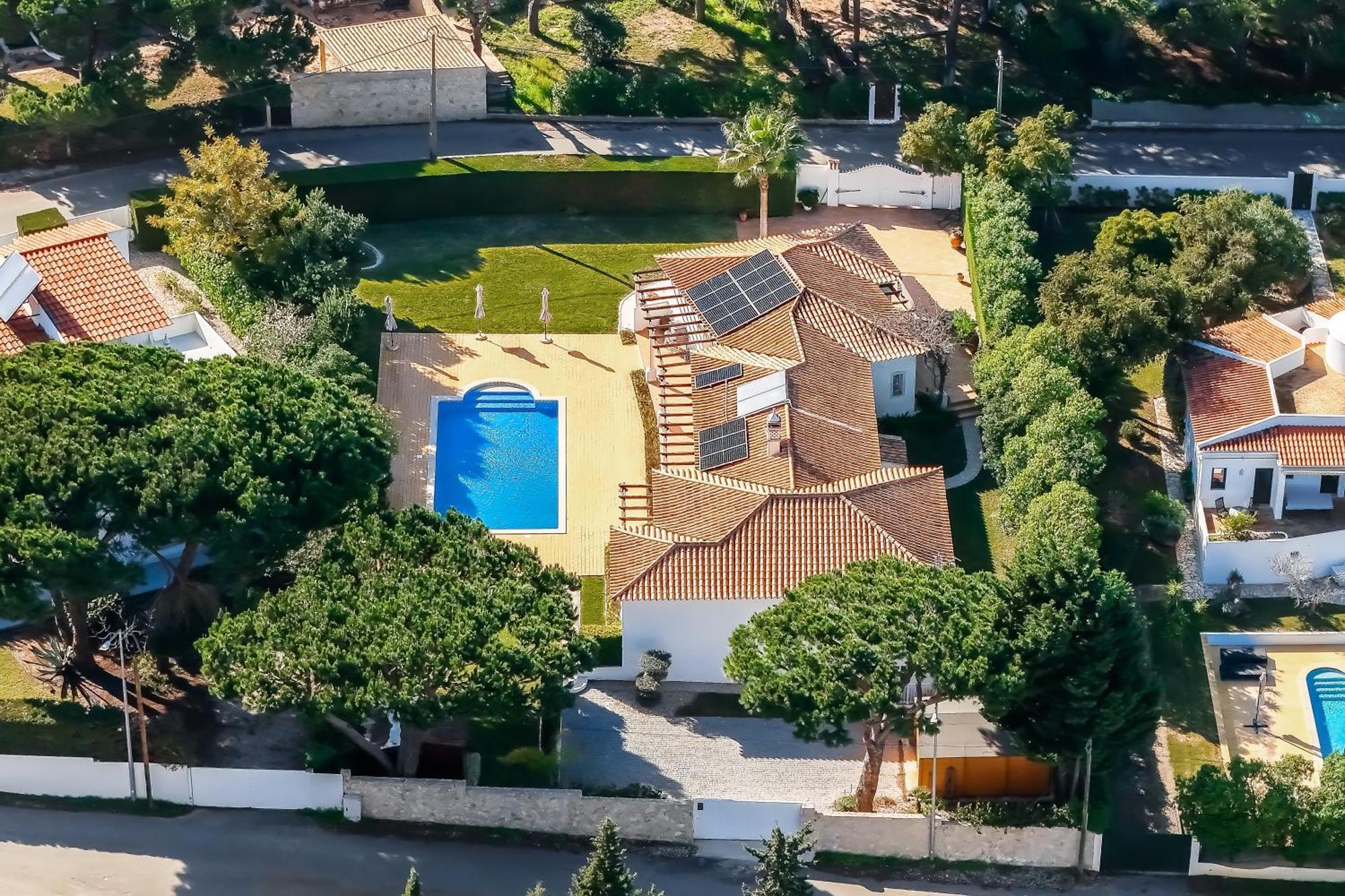 Exclusive Villa Toulouse With Pool In Falesia Algarve Albufeira Exteriör bild